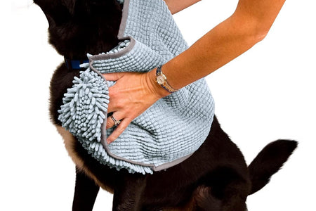 Soggy Doggy Super Shammy Dog Towel, Washable Microfiber Dog Towels for Drying Dogs and Cleaning Paws, Fast-Drying Dog Bath Towel with Hand Pockets, Gray/Gray Trim, 31 X 14 Inches
